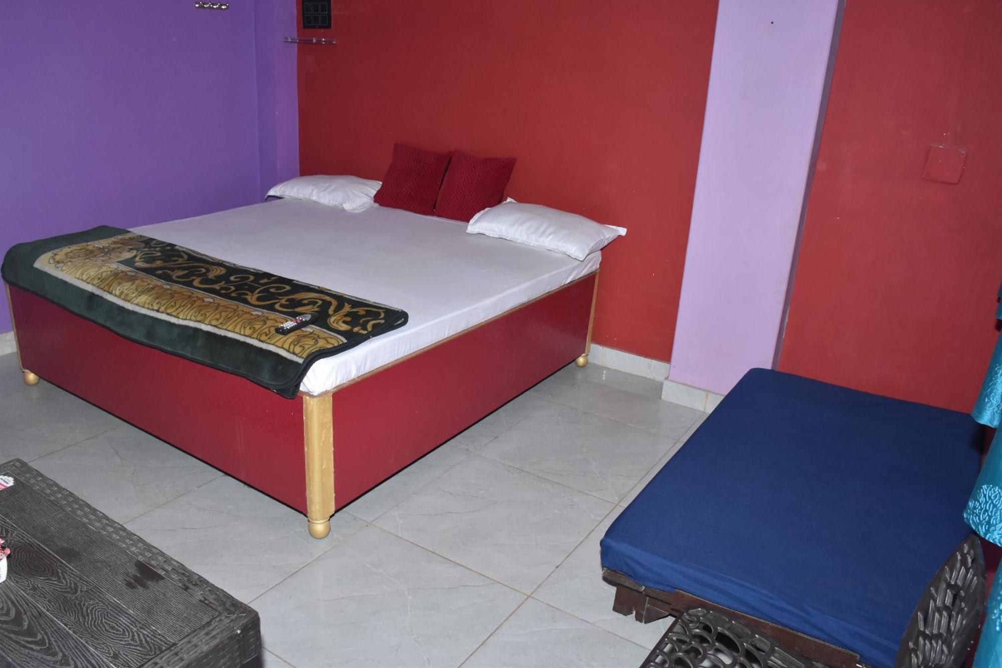 Veda'S Grand P.G Hotel Varanasi Ngoại thất bức ảnh