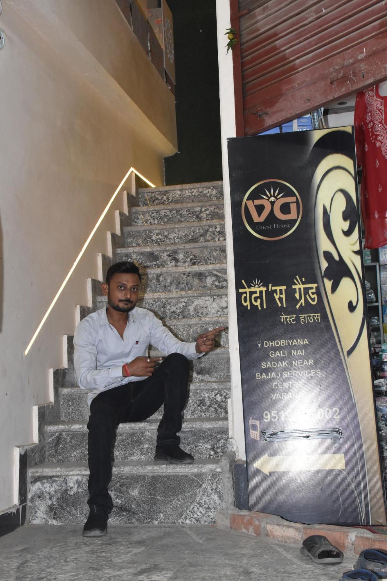 Veda'S Grand P.G Hotel Varanasi Ngoại thất bức ảnh